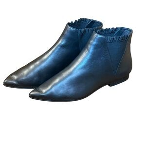 Sole Society Black Kesha Chesea Slip On Ruffle Pointed Toe Ankle Boot Ladies 11